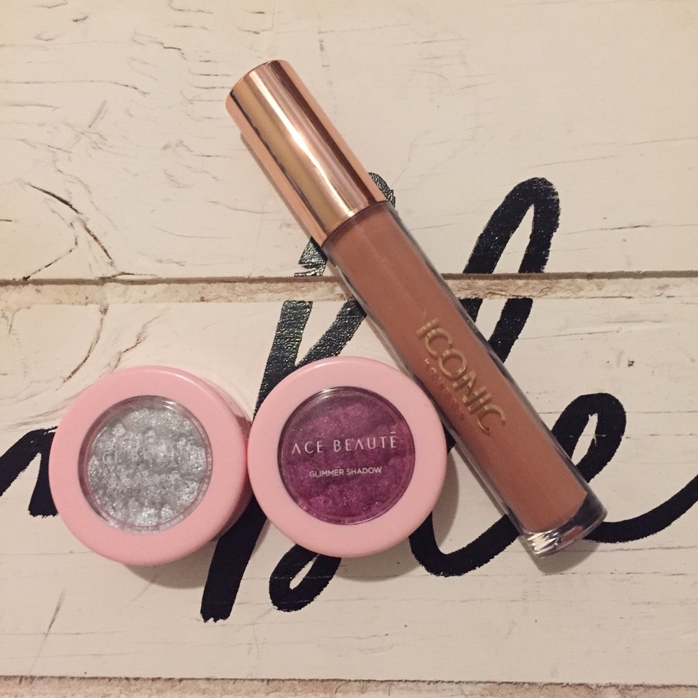 Iconic London makeup bundle